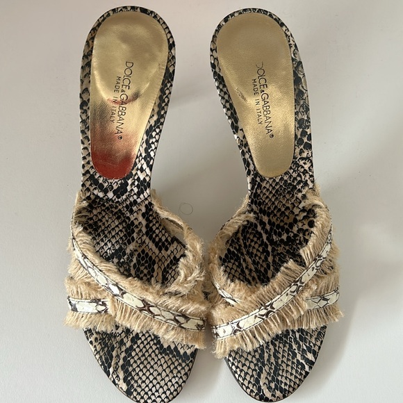 Dolce & Gabbana Women's Snakeskin Heels - Black and Tan - Picture 4 of 4